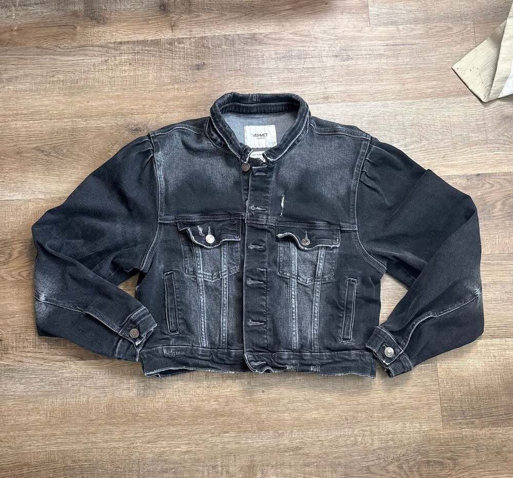 Vervet Los Angeles Puff Sleeve Trucker Denim Jacket, Size M